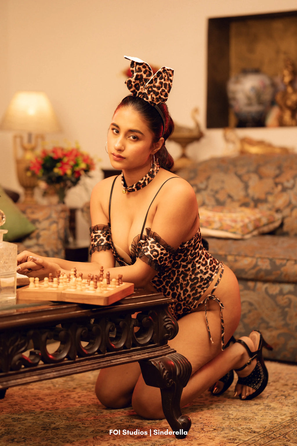 Be His Playful Bunny Tonight – 4 Piece Set with Choker, Headpiece & Cuffs