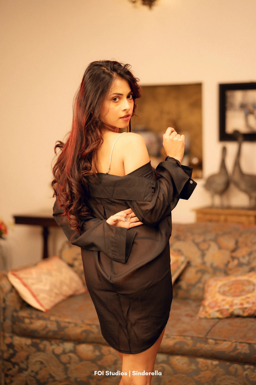 Slip Into His Favourite Daydream – 2 Piece Set with Panty & Shoulder Chain