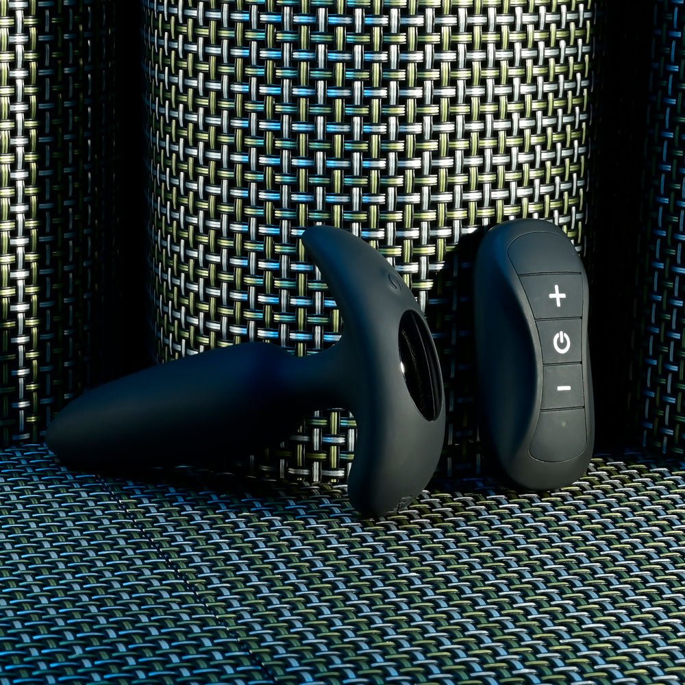 Selopa Black Beauty - Vibrating Butt Plug With Wireless Remote