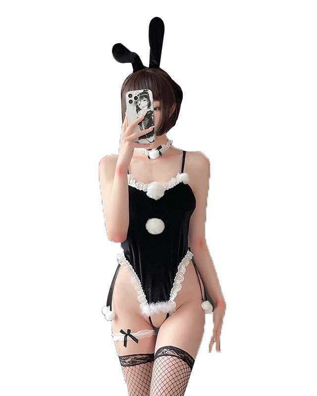 Make Velvet His Favourite Temptation – 4 Piece Set with Bunny Ears, Choker & Leg Garters