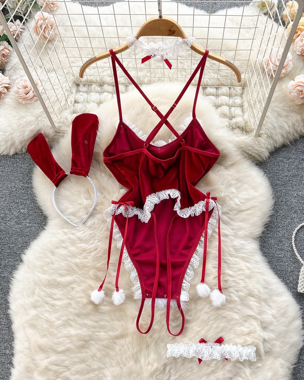 Make Velvet His Favourite Temptation – 4 Piece Set with Bunny Ears, Choker & Leg Garters
