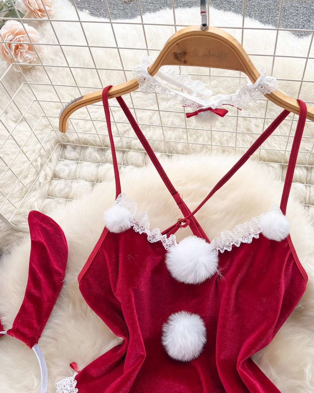 Make Velvet His Favourite Temptation – 4 Piece Set with Bunny Ears, Choker & Leg Garters