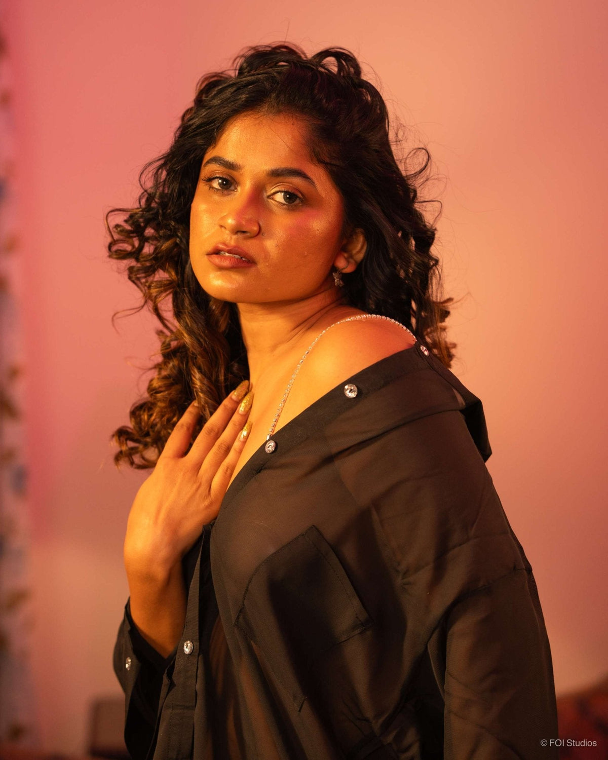 Slip Into His Favourite Daydream – 2 Piece Set with Panty & Shoulder Chain