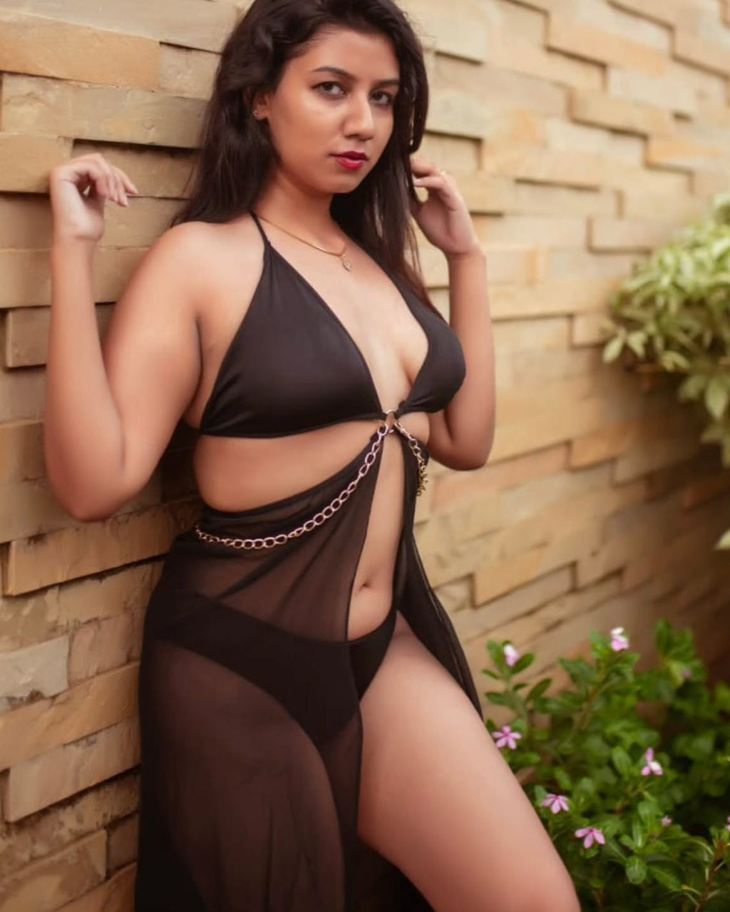 Sweep In Hotter Than Ever – 2 Piece Set with Panty