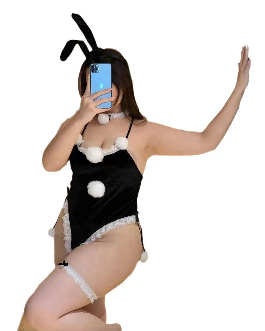 Let Your Velvet Bunny Take Charge – 4 Piece Set with Choker, Bunny Ears & Thigh Band