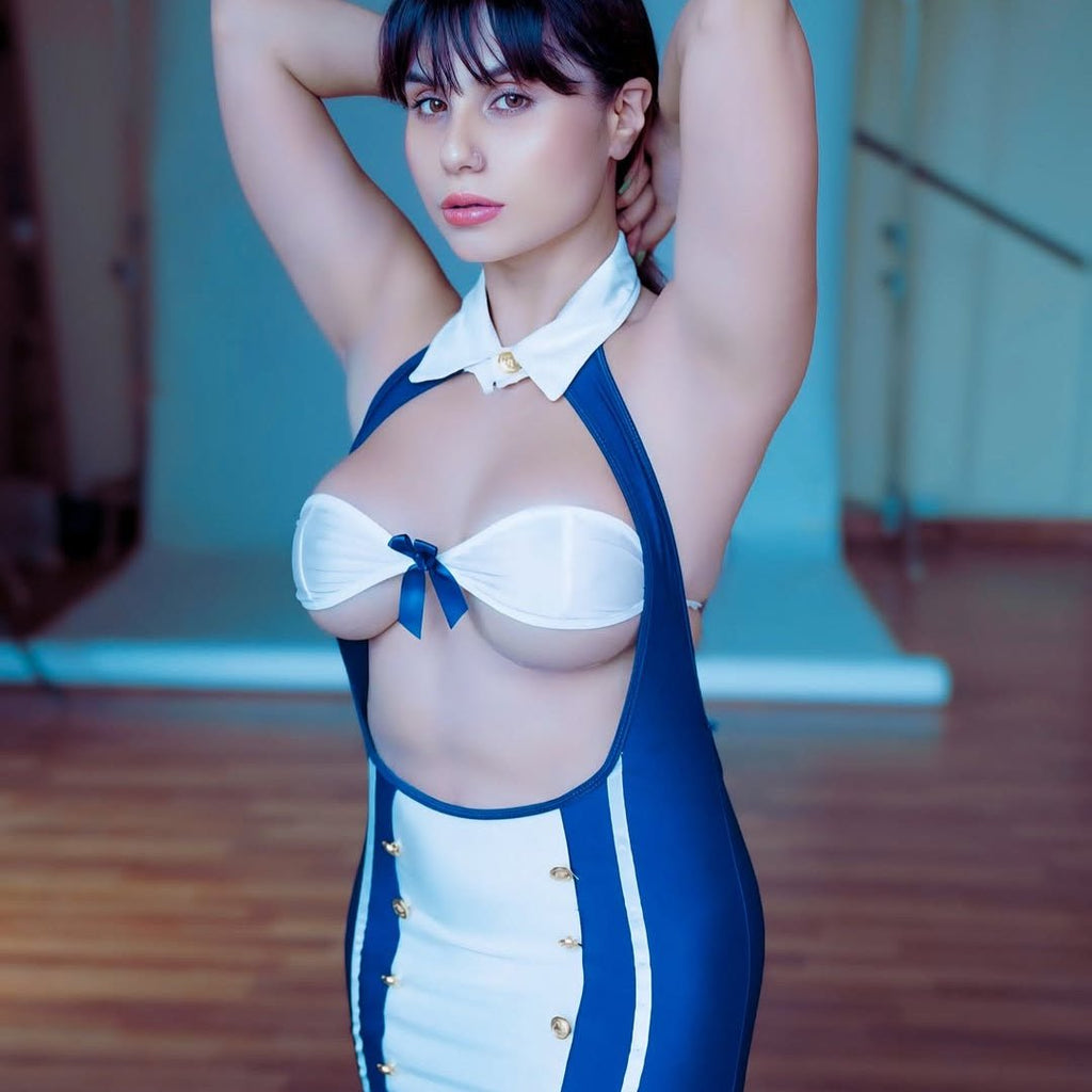 Be His Sky-High Captain Tonight – 6 Piece Set with Panty, Headpiece & Bow