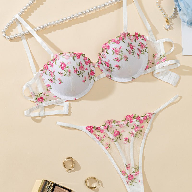 Feel Beautiful, Desired And Unforgettable – 2 Piece Set with Panty